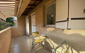 Appartement Renove Avec 2 Terrasses, Proche Plage, A Sainte-Maxime - Jusqu'A 4 Personnes - Fr-1-226-493